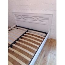 : Кровать Лира цвет белый цена  рублей.